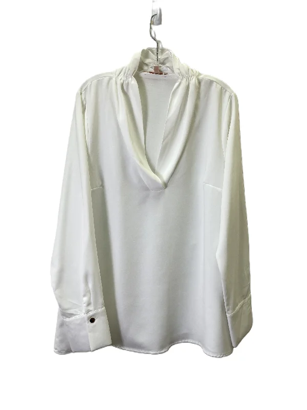 women's tops for those who want to add a touch of elegance and sophistication to their everyday wearTop Long Sleeve By Gibson And Latimer In White, Size: Xl