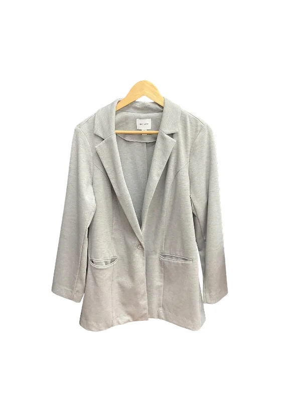 women's coats for statement-making outfitsGrey Blazer Nine West, Size 0