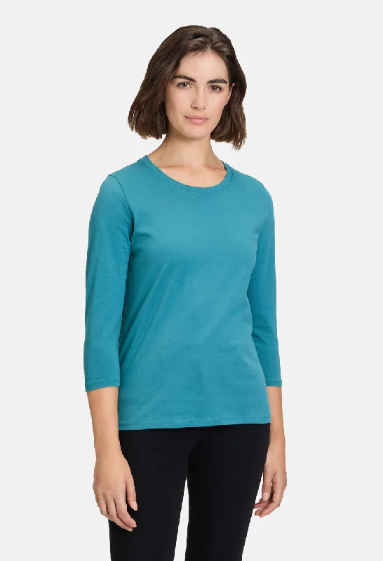 chic women's tops for everyday wearBasic Top with Round Neckline