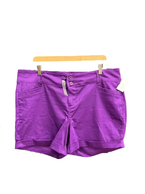 women's elastic waist shortsPurple Shorts Torrid, Size 18