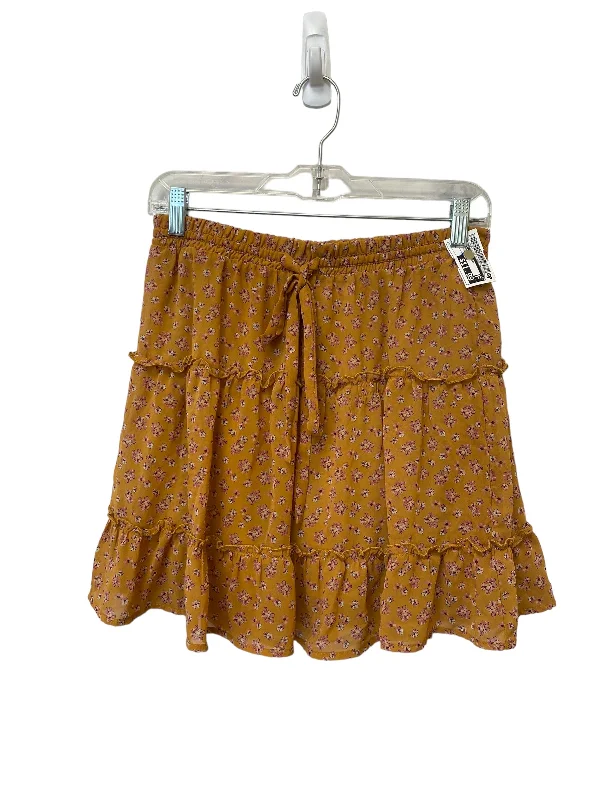 women's lace skirtsFloral Print Skirt Mini & Short Sienna Sky, Size L