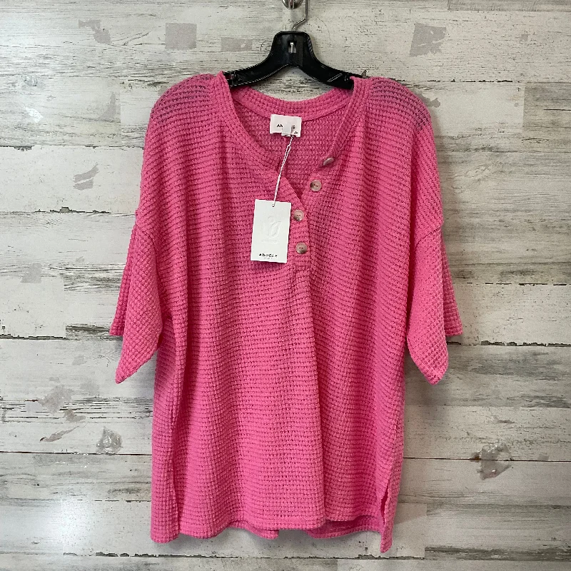 women's tops for those who want to elevate their everyday wear with chic and elegant piecesTop Short Sleeve By Andree By Unit In Pink, Size: 2x