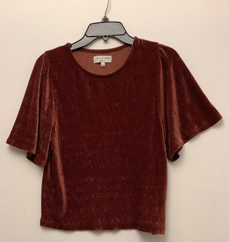 women's tops for those who want to add a pop of color to their outfitsTop Short Sleeve By Madewell In Red, Size: S