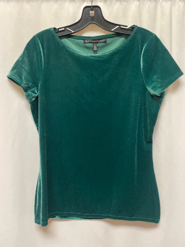 women's tops for those who prefer classic over trendy stylesTop Short Sleeve By White House Black Market In Green, Size: S